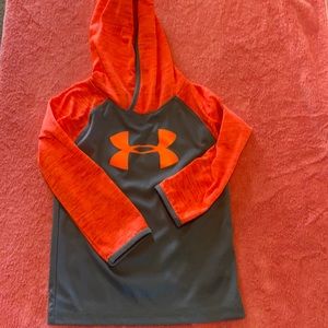 Under armour hooded shirt